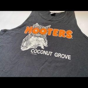 1990 Hooters Tank Top
